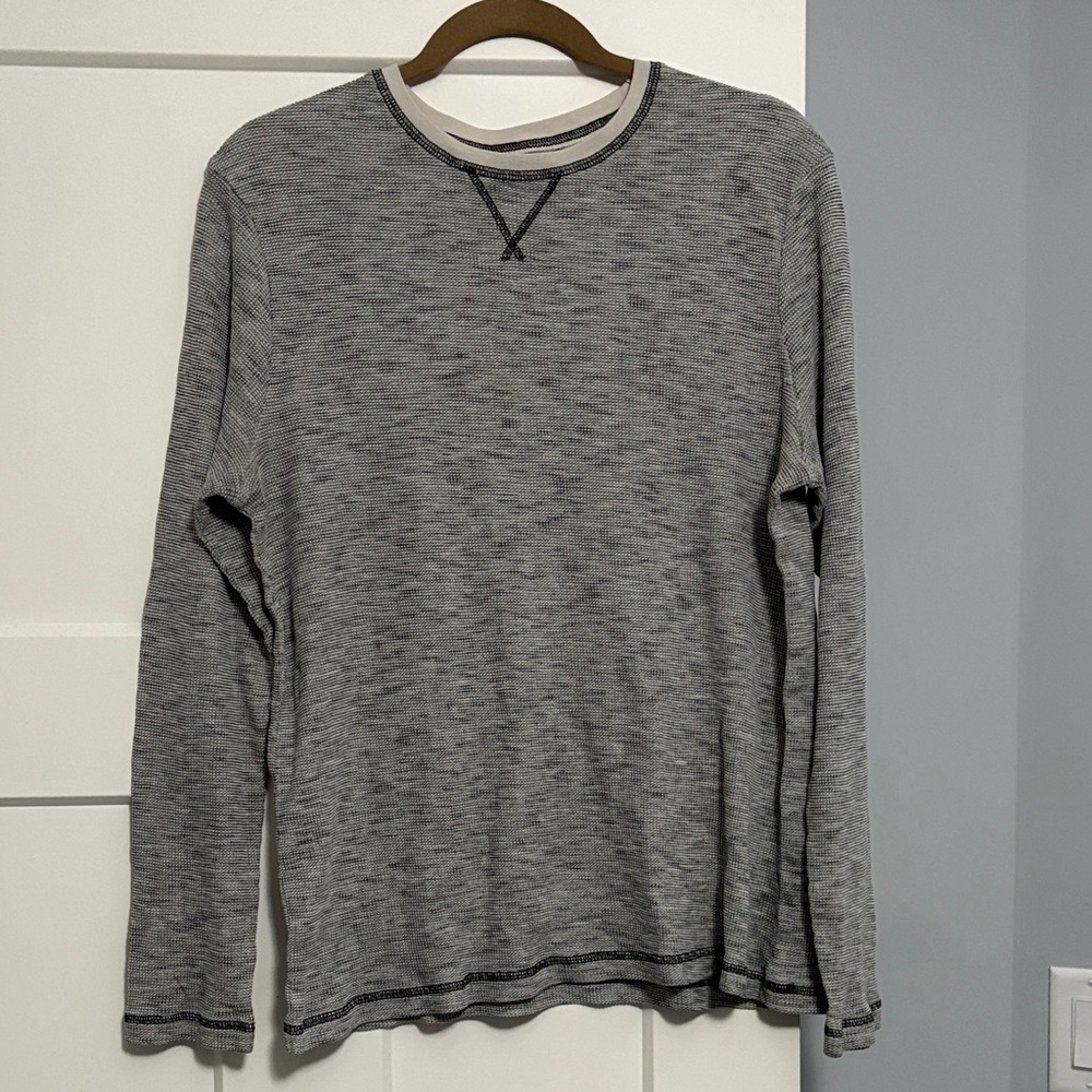 Men’s waffle knit long sleeve shirt